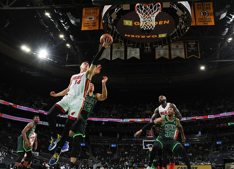 霍芬海姆年轻阵容敢打敢拼,客场爆冷击败传统强队